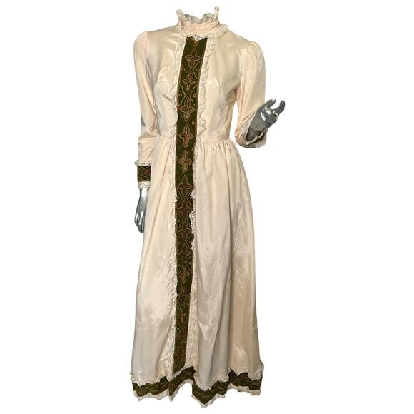 Vintage 1970s Victorian Style Emma Domb Cream Maxi Dress with Velvet Trim Size 5 - Picture 1 of 8